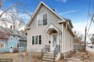 featured image of 1453 Payne Ave