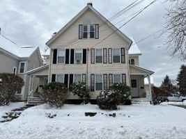 featured image of 9 Holly St