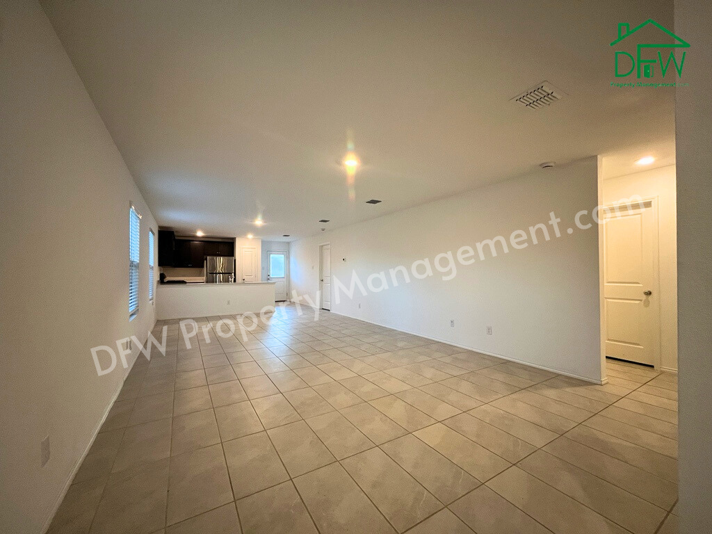 3408 Harper St - Photo 5 of 40