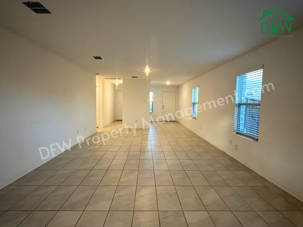 3408 Harper St - Photo 7 of 40