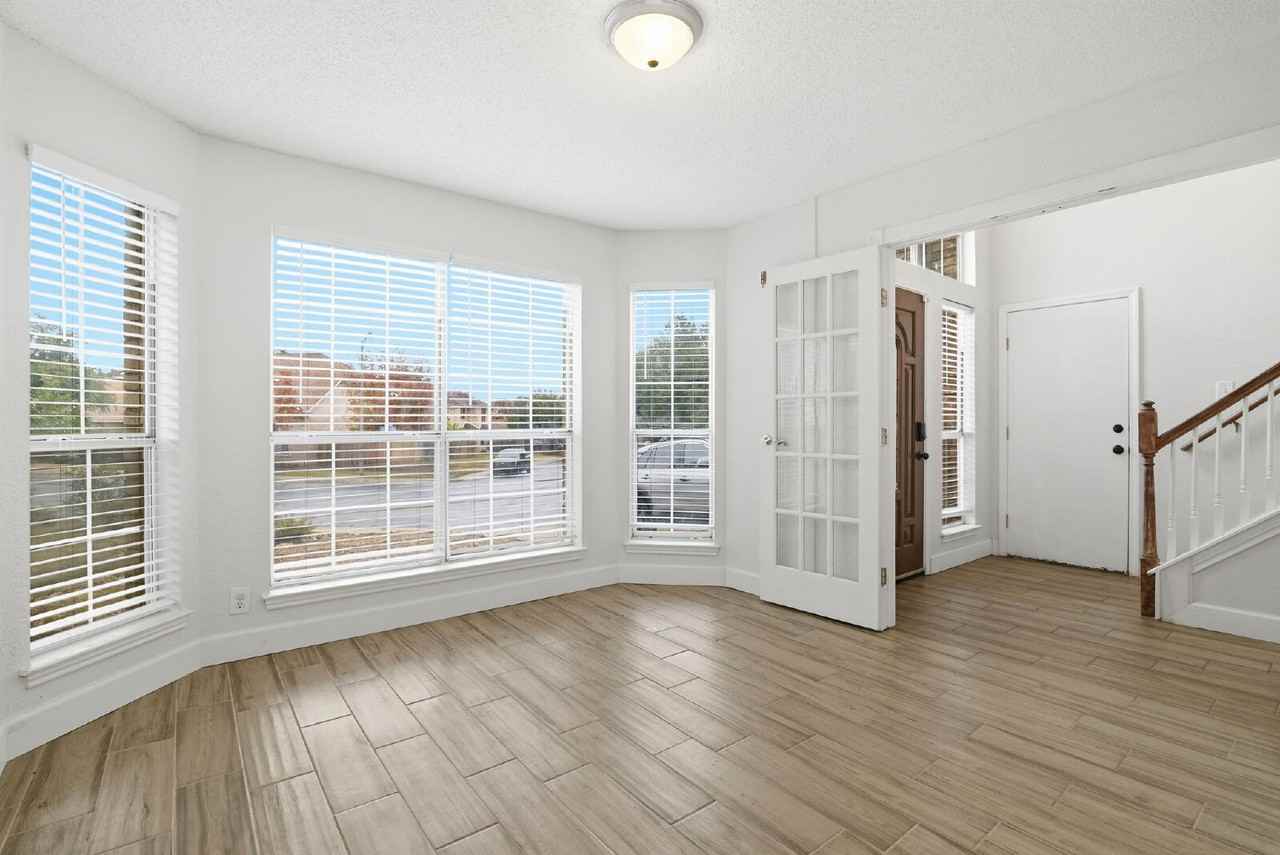 7442 Tall Cedar - Photo 3 of 33