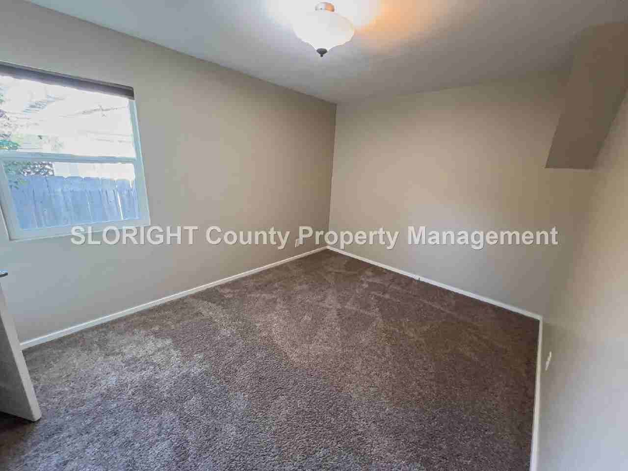 612 Vine St - Photo 6 of 22