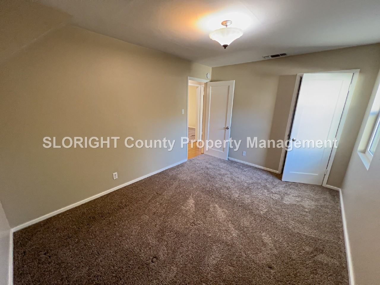 612 Vine St - Photo 7 of 22