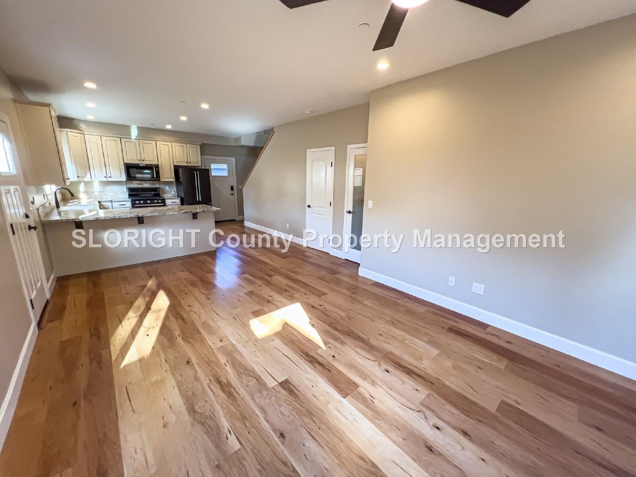 614 Vine St - Photo 6 of 25