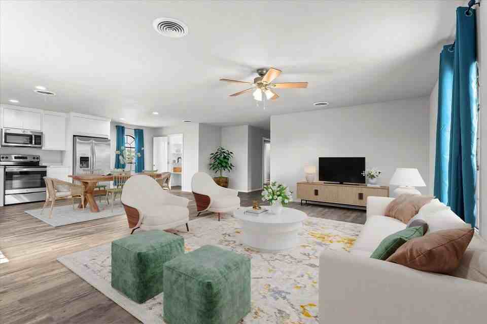 327 Hiracheta Dr - Photo 6 of 26