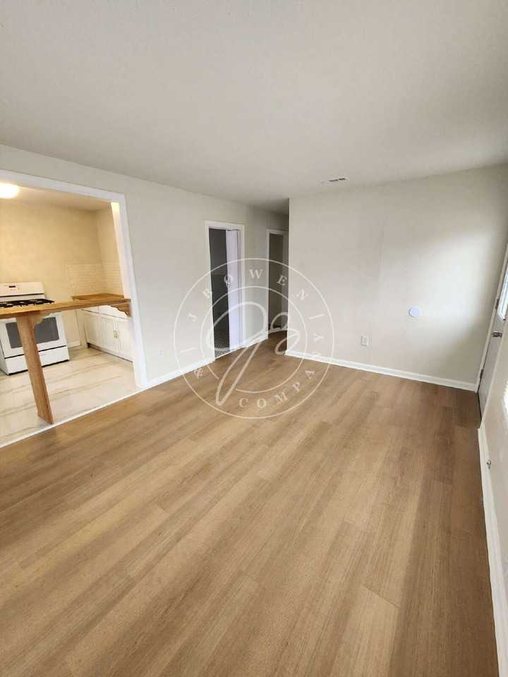 1932 Birkdale Rd - Photo 3 of 22