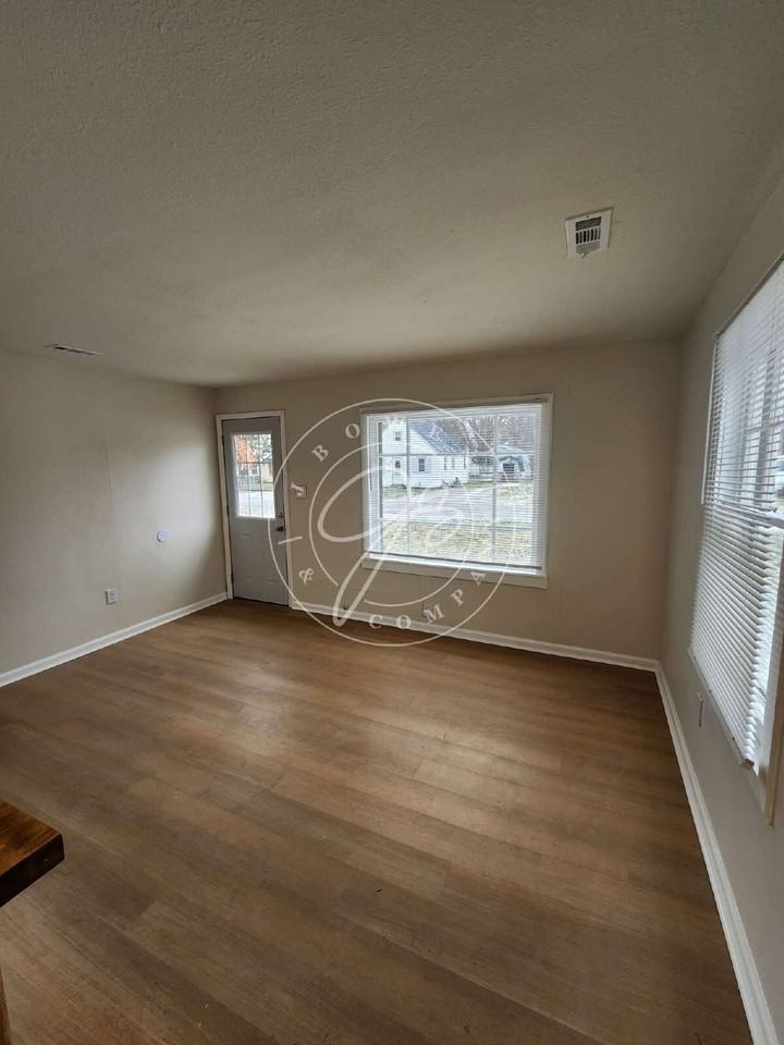 1932 Birkdale Rd - Photo 7 of 22