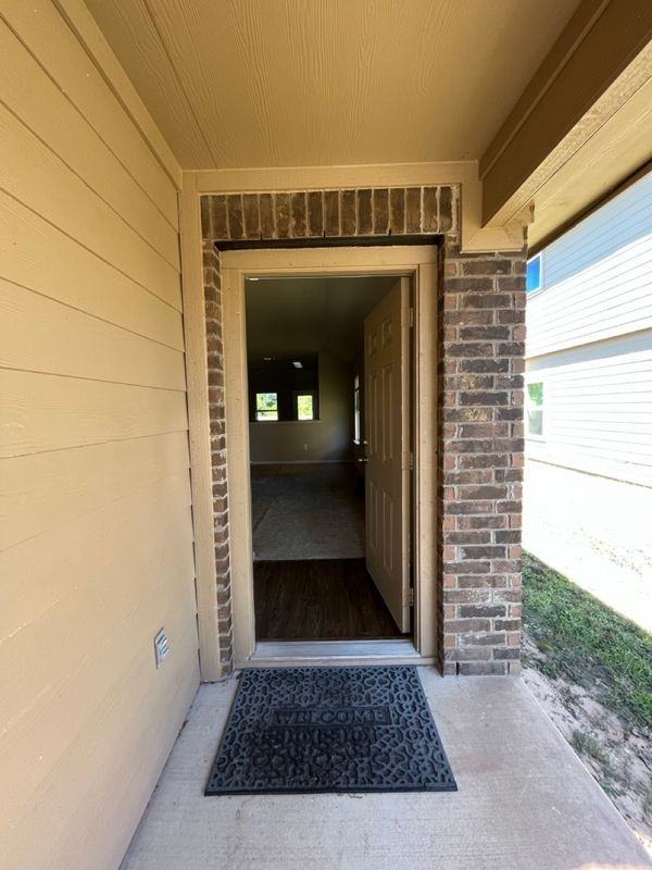 3510 Wickham Ln - Photo 2 of 16