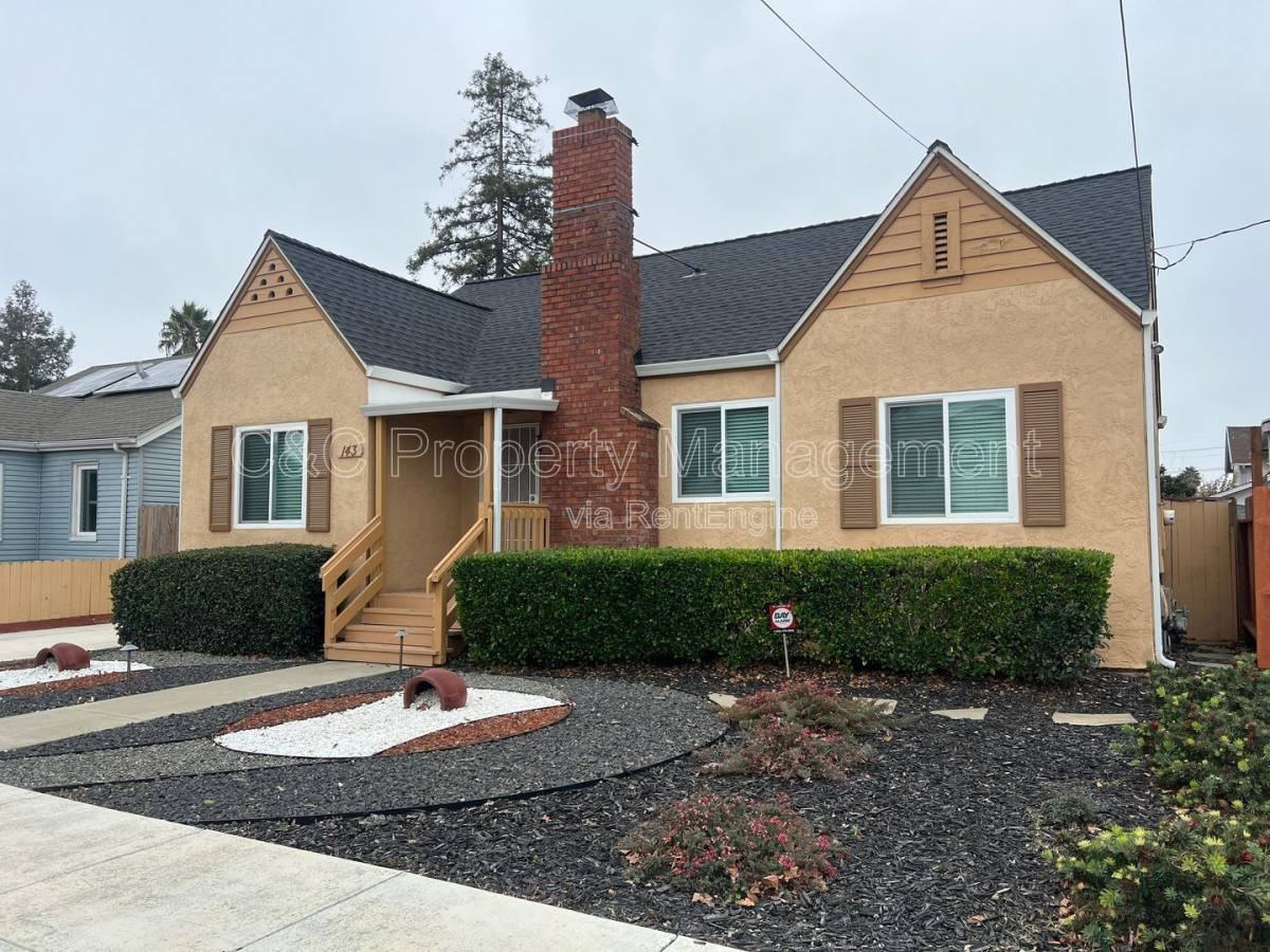 143 Gleason Ave - Photo 2 of 10