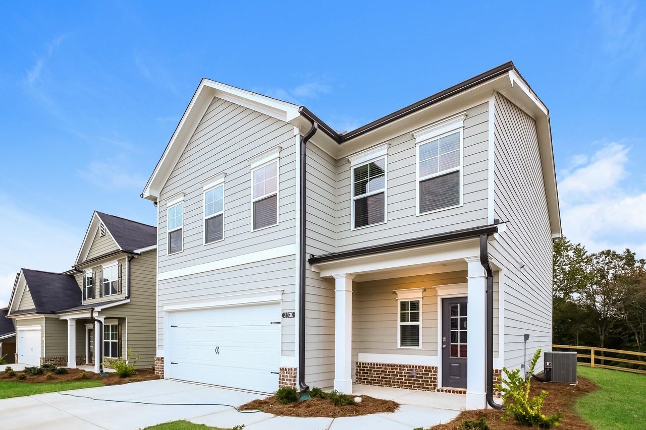 3330 Lilac Creek Trl - Photo 3 of 43