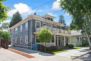 216 Emerson St - Photo 1 of 1