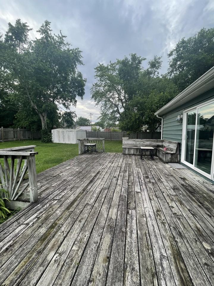 7812 Swails St #1 - Photo 4 of 10