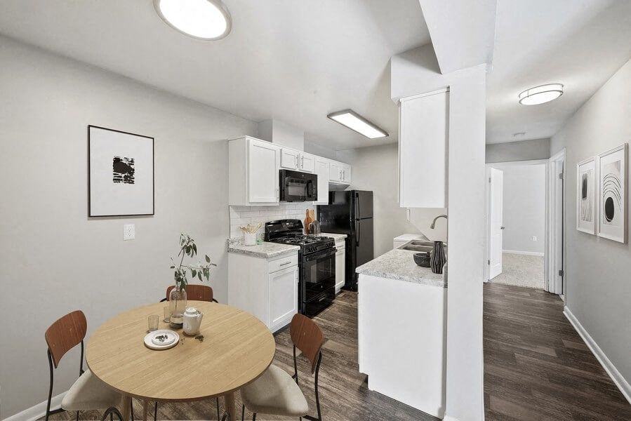 Dale Forest - Photo 5 of 17