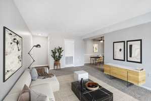 featured image of 925 Clopper Rd