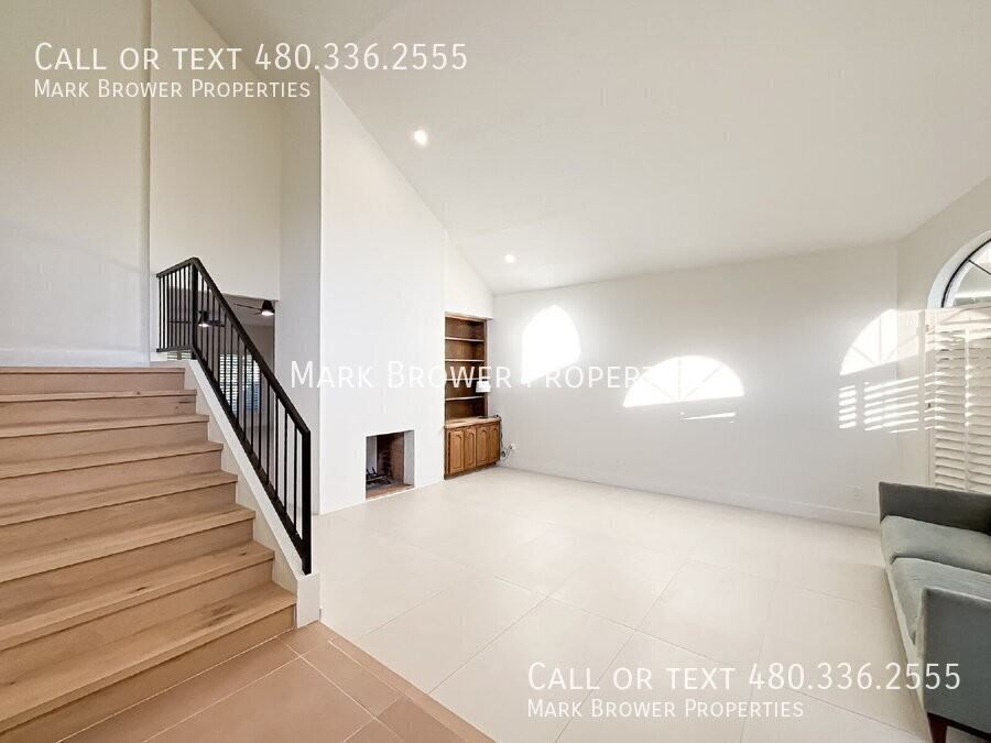 228 W Royal Palm Rd - Photo 2 of 29