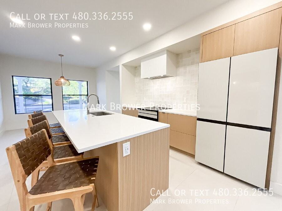 228 W Royal Palm Rd - Photo 5 of 29