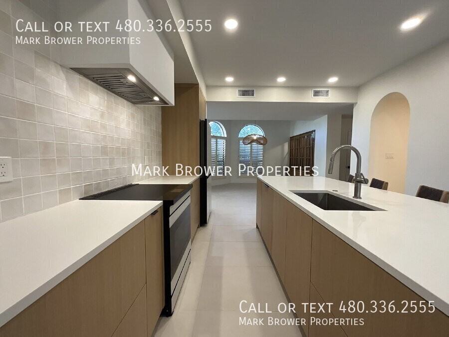 228 W Royal Palm Rd - Photo 7 of 29