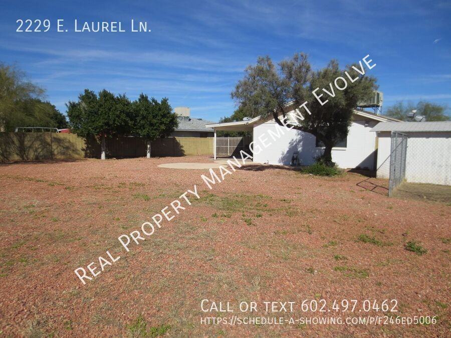 2229 E Laurel Ln - Photo 5 of 23