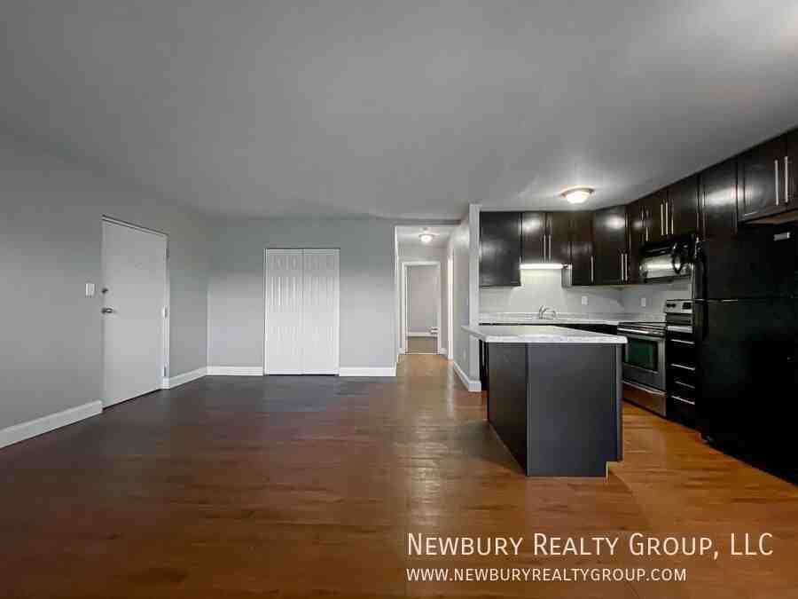 1816 Chessland St #5 - Photo 4 of 32