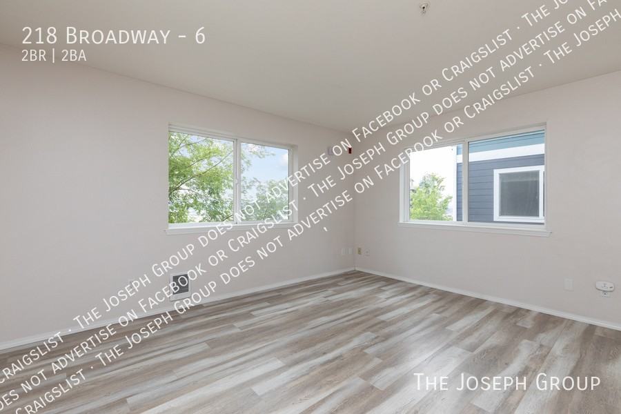 218 Broadway #6 - Photo 4 of 28