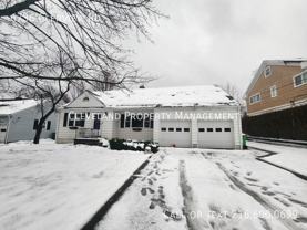 6736 Glenview Rd - Photo 1 of 1