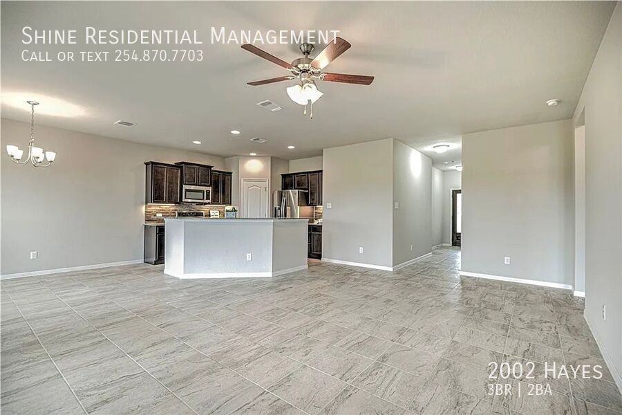 2002 Hayes St - Photo 5 of 22