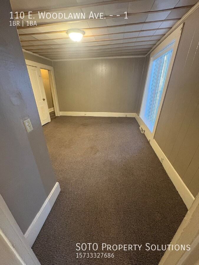 110 E Woodlawn St #1 - Photo 4 of 7