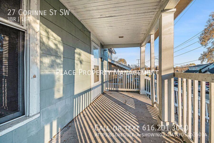 27 Corinne St Sw - Photo 4 of 20