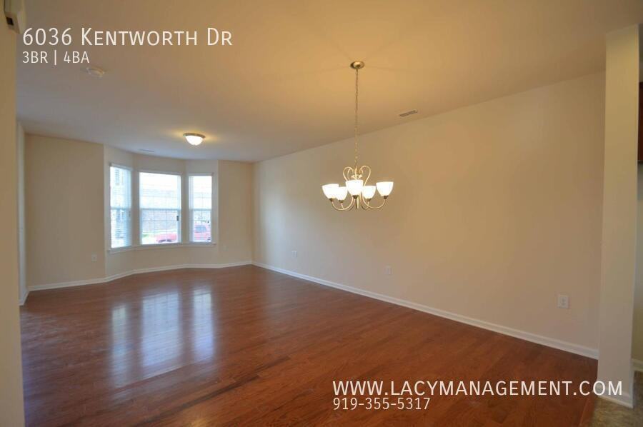 6036 Kentworth Dr - Photo 6 of 33