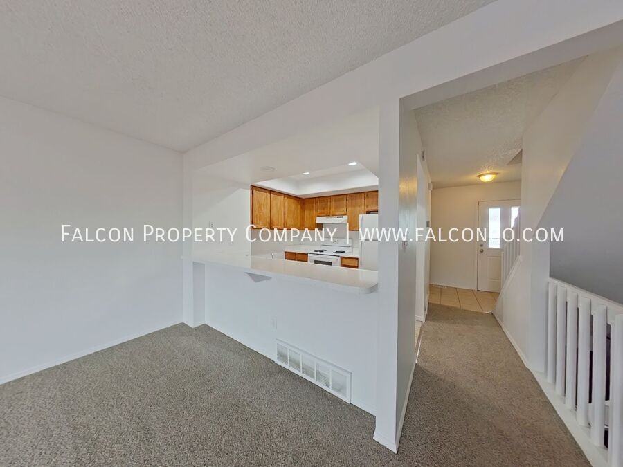 1217 Firefly Cir - Photo 5 of 20