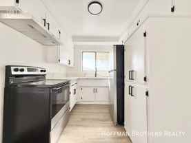 1202 N Wexham Way #4 - Photo 1 of 1