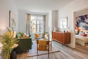 featured image of 3950 Garden City Dr