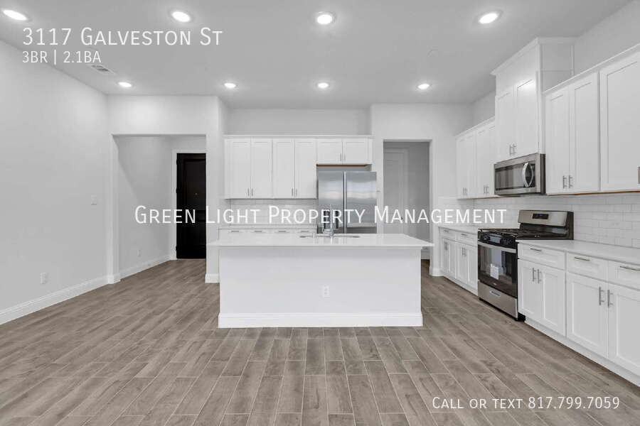 3117 Galveston St - Photo 5 of 23