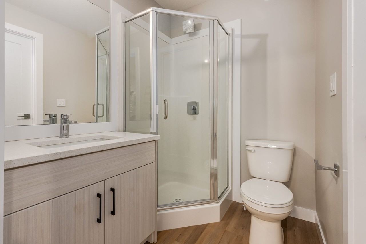 10426 148 St - Photo 7 of 19