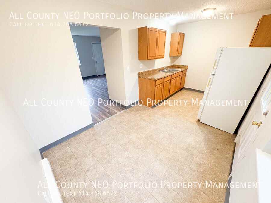 935 S Court St #19 - Photo 7 of 15