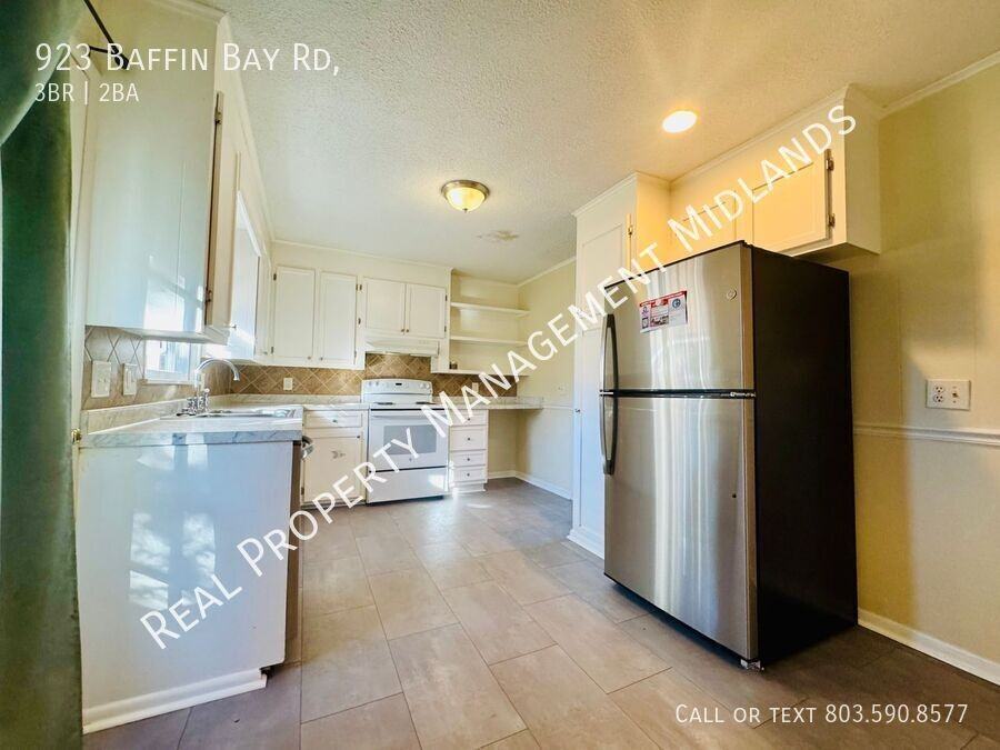 923 Baffin Bay Rd - Photo 6 of 15