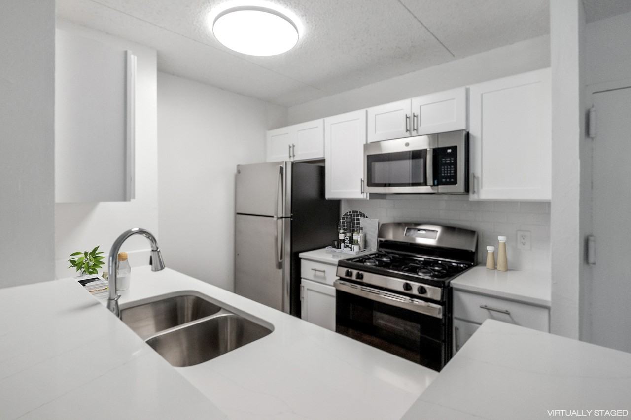 Mason at Van Dorn - Photo 3 of 43