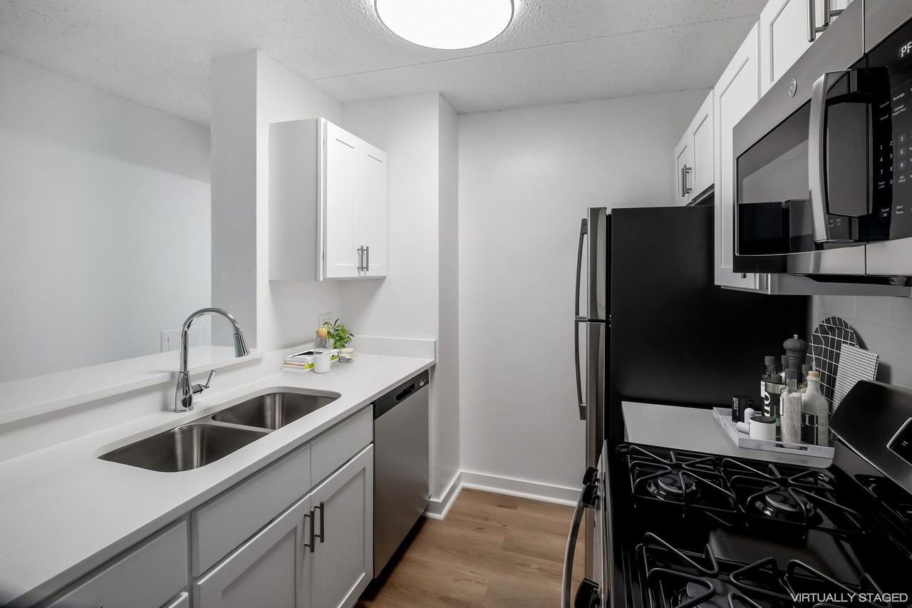 Mason at Van Dorn - Photo 6 of 43