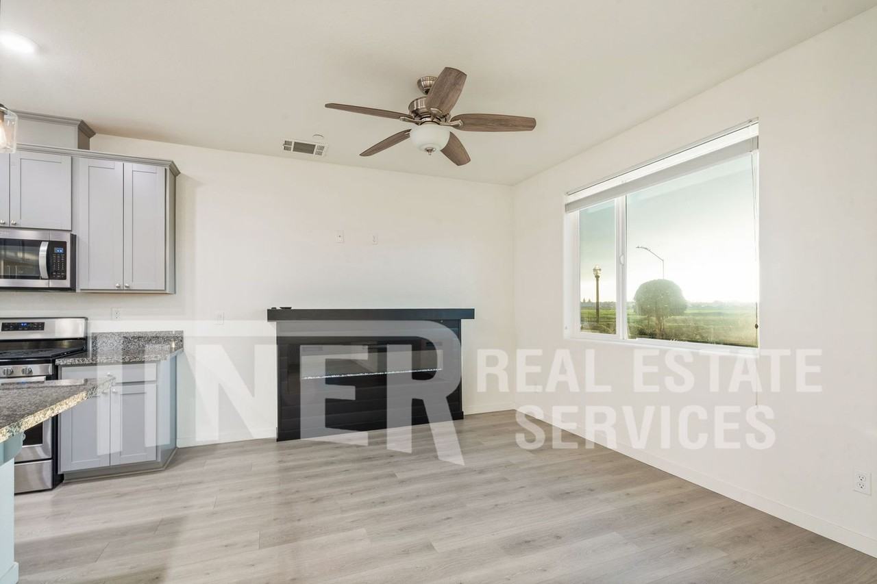 3698 E Commerce Way - Photo 4 of 18