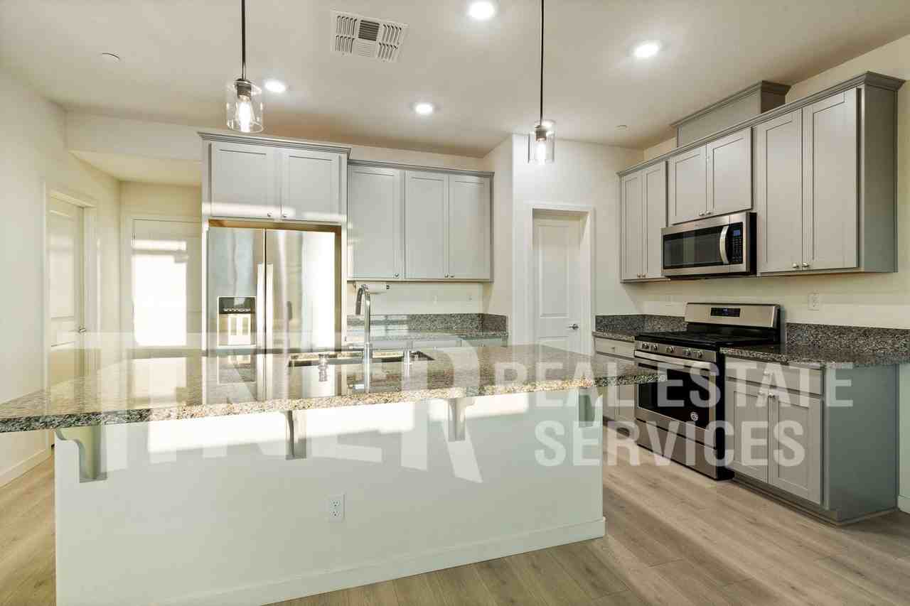 3698 E Commerce Way - Photo 7 of 18