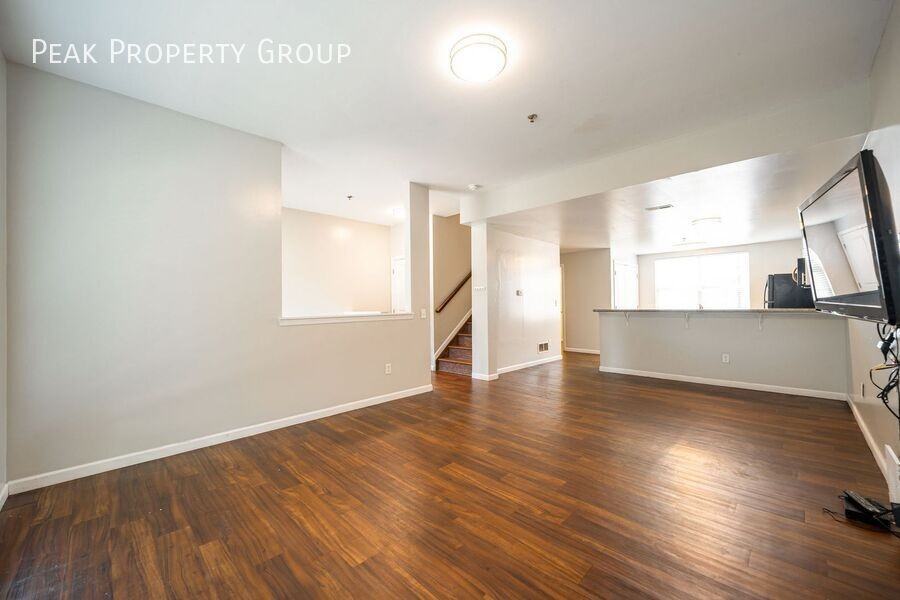 271 E 12th Ave #266-271 - Photo 5 of 25