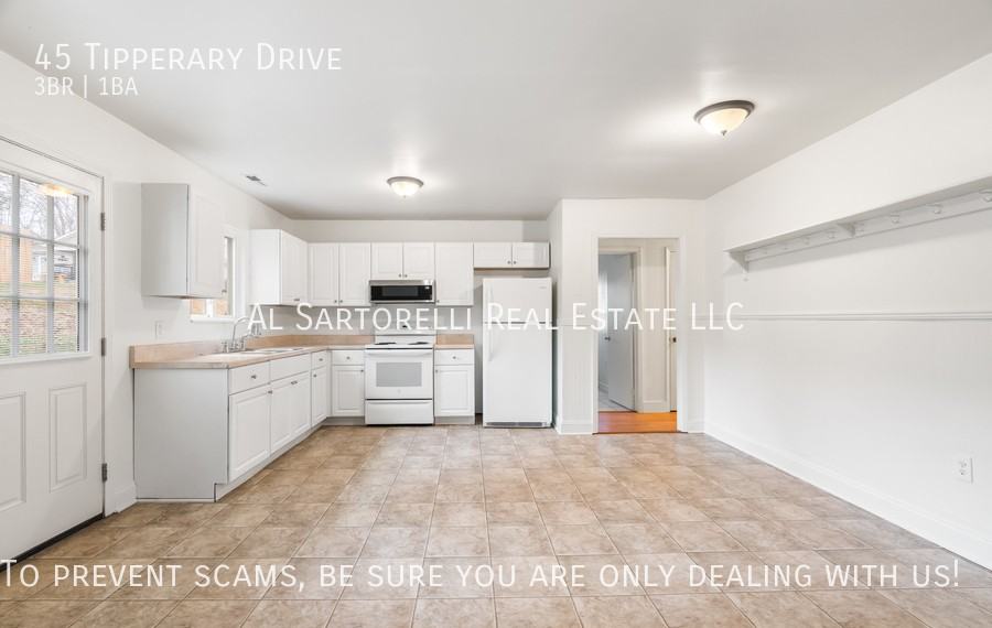 45 Tipperary Dr - Photo 2 of 33