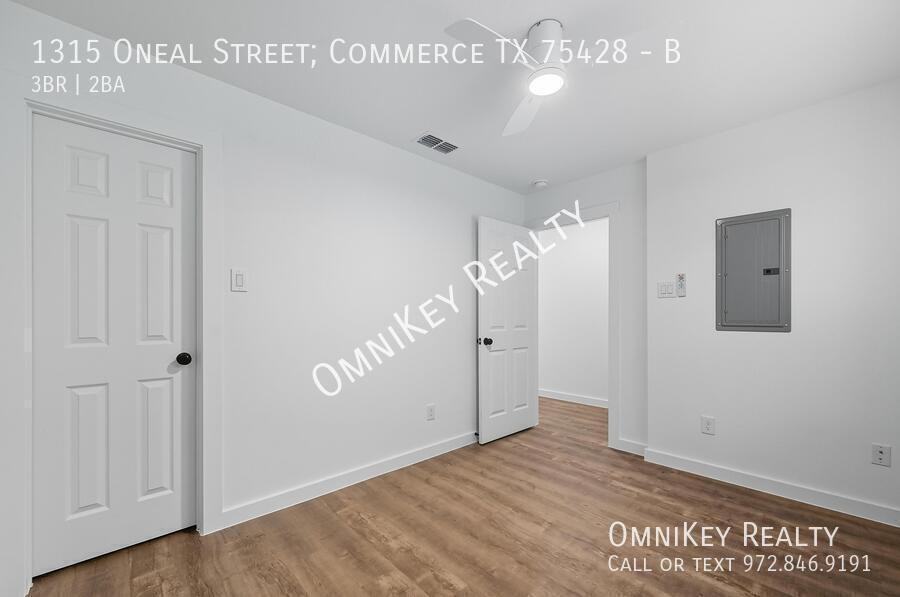 1315 1315 Oneal Street; Commerce TX 75428 #B - Photo 4 of 17