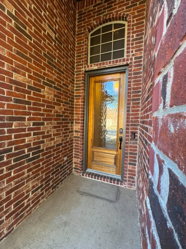 569 Griffith Dr - Photo 3 of 27