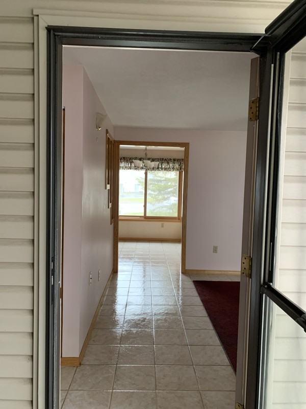 43 Commons Dr - Photo 5 of 14