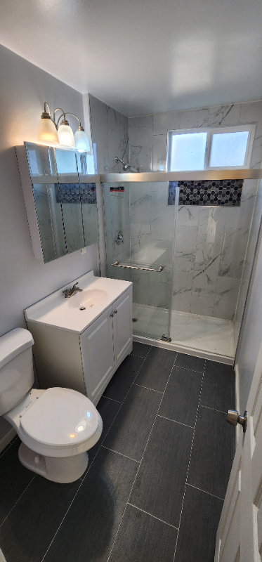 408 W Laurel St - Photo 5 of 10