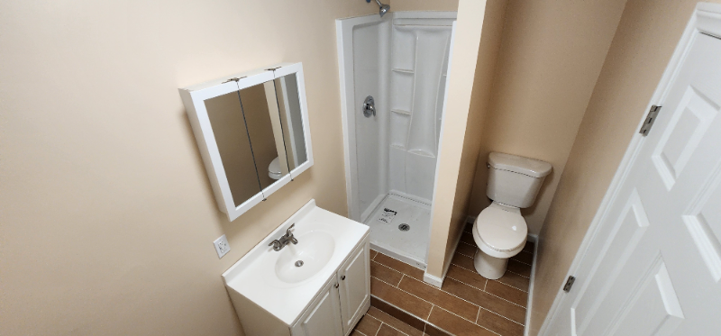 408 W Laurel St - Photo 6 of 10