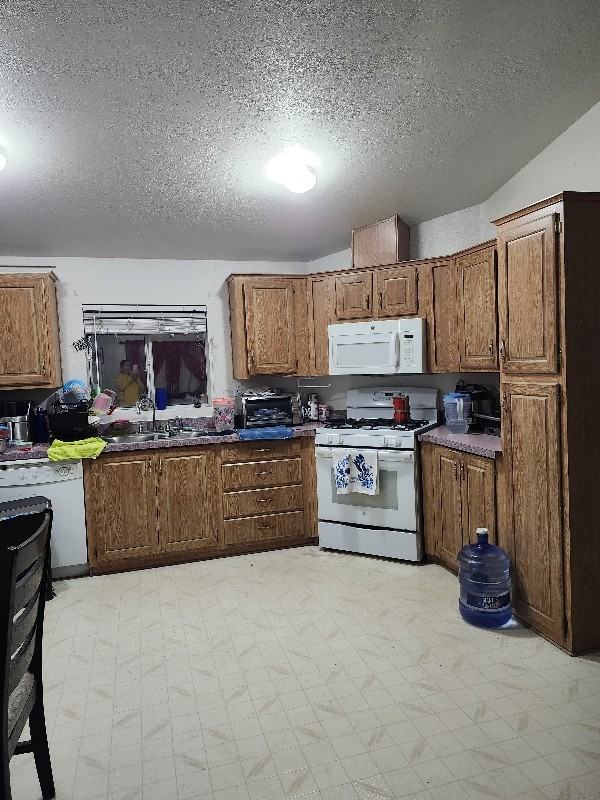 1200 Church St - Photo 5 of 6