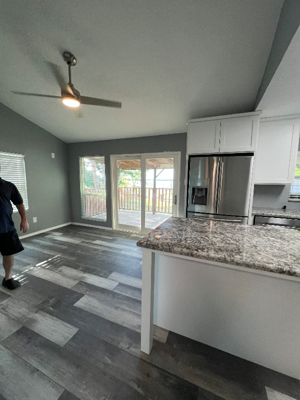 900 Crazy Horse - Photo 3 of 7