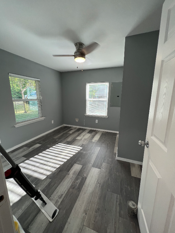 900 Crazy Horse - Photo 4 of 7